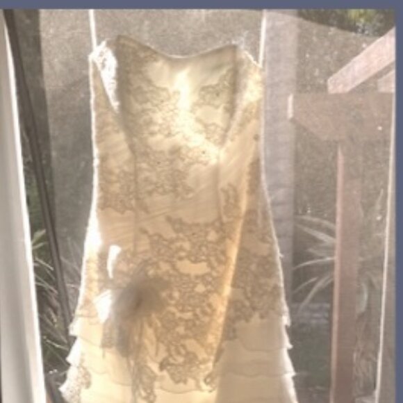 Cloud-like wedding dress - Picture 5 of 11